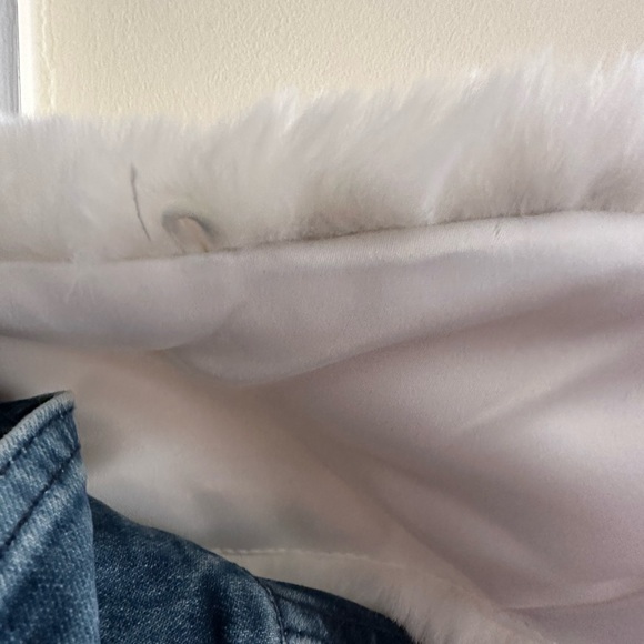 Designer girls cropped denim jacket with removable faux - Picture 3 of 10